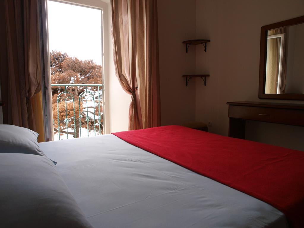 Apartments Obala Dragovic Petrovac Chambre photo