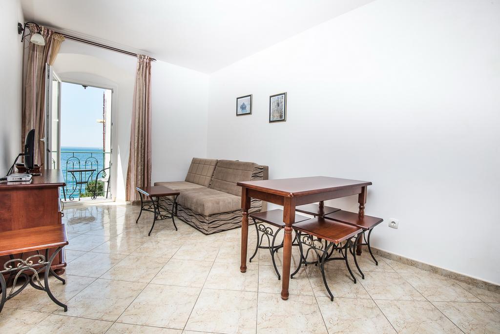 Apartments Obala Dragovic Petrovac Extérieur photo